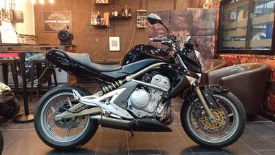 Kawasaki ER-6N (2005 - 08) usata