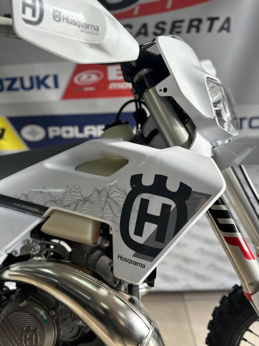 Husqvarna TE 300 Pro (2026) (4)