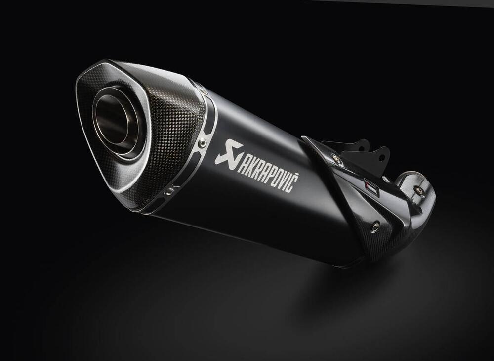 AKRAPOVIČ "SLIP-ON LINE" Akrapovic