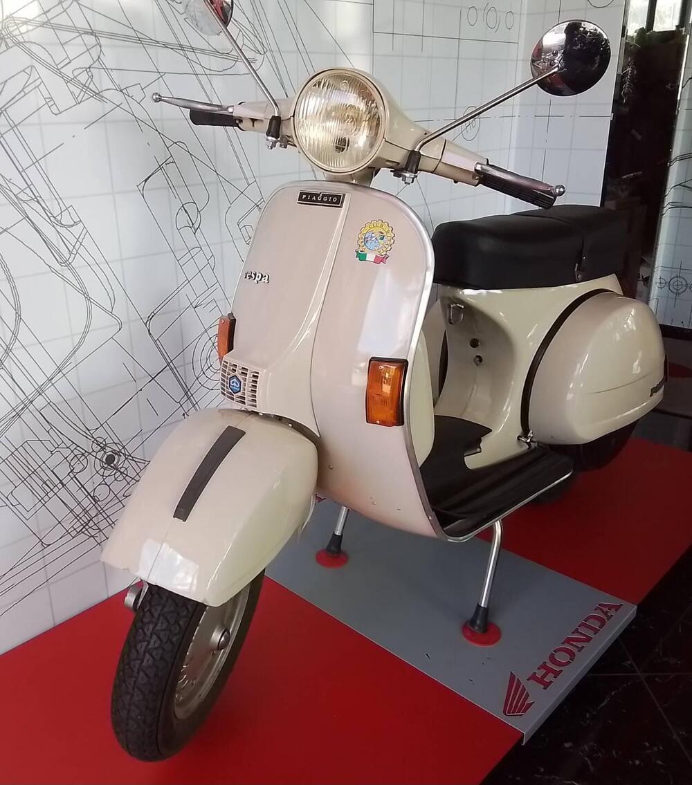 Piaggio VESPA P 125 X (3)