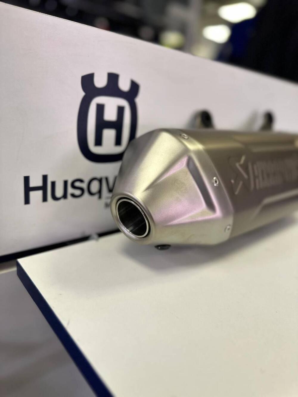 SCARICO AKRAPOVIC ENDURO 24/25 KTM/HUSQVARNA/GASGA (2)