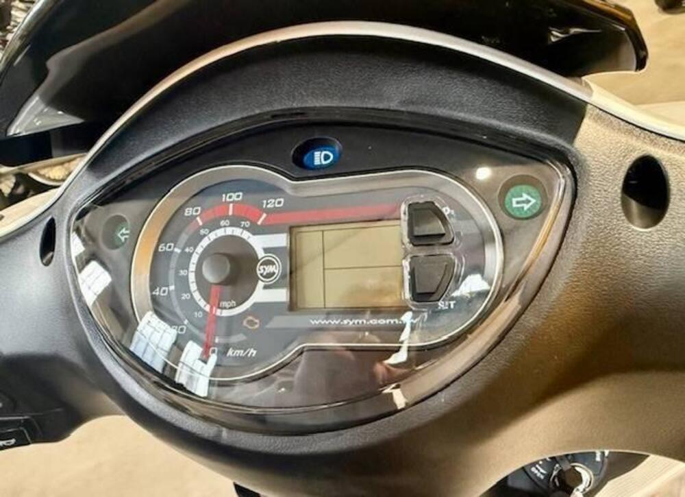 Sym Symphony 125 SR (2025) (6)