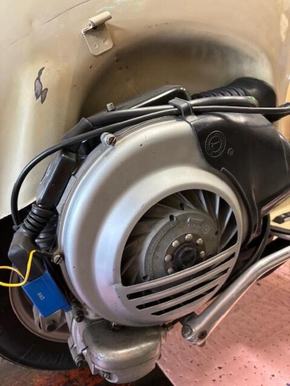 Piaggio Vespa Px 150 (9)