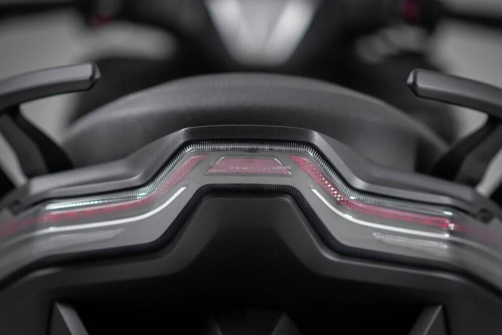 Voge Sfida SR4 MAX (2024 - 25) (4)