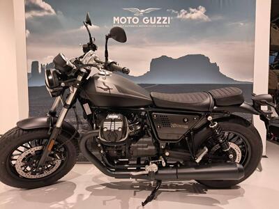Moto Guzzi V9 Bobber (2021 - 25) nuova