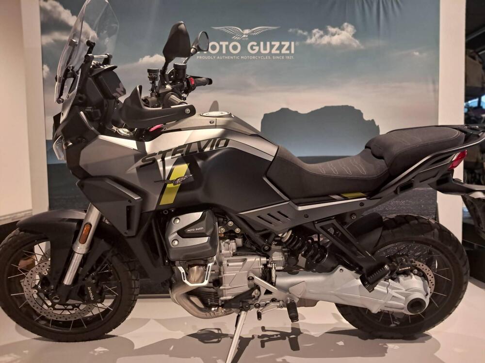 Moto Guzzi Stelvio PFF (2024 - 25) (9)