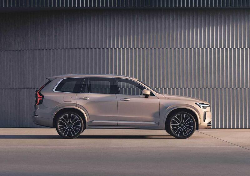 Volvo XC90 (2014-->>) (5)