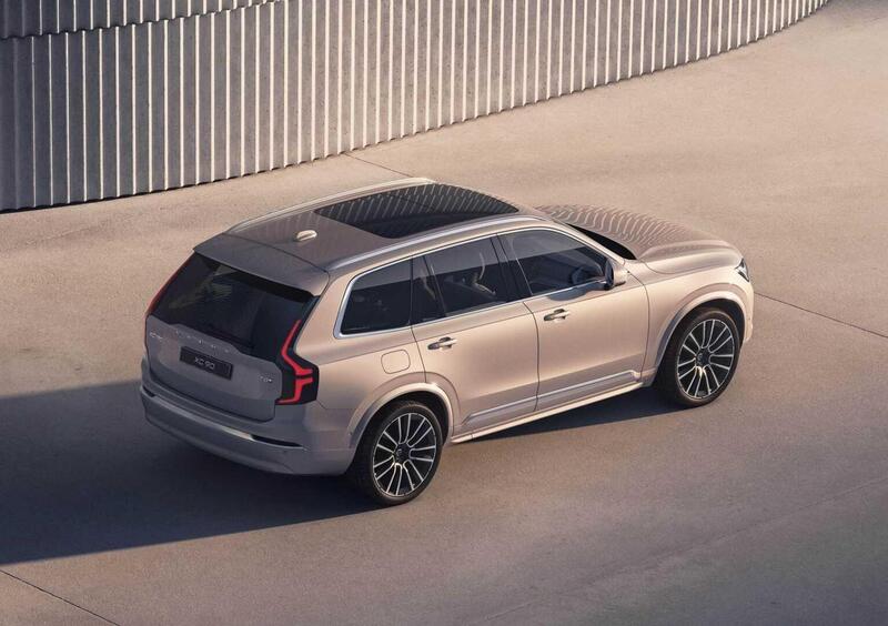 Volvo XC90 (2014-->>) (4)