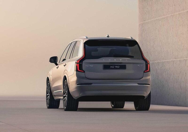 Volvo XC90 (2014-->>) (3)