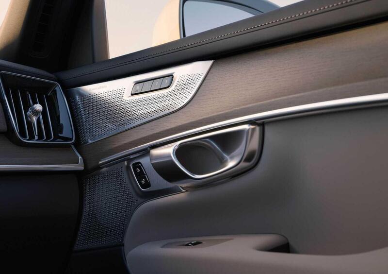 Volvo XC90 (17)