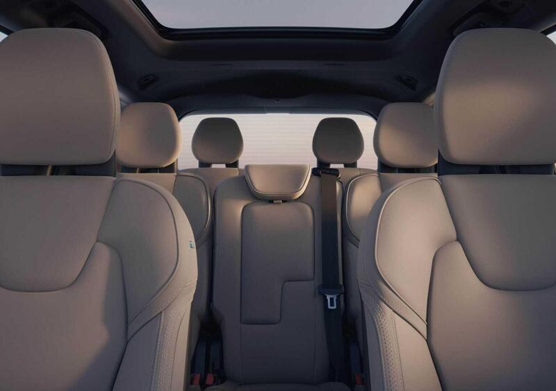 Volvo XC90 (11)