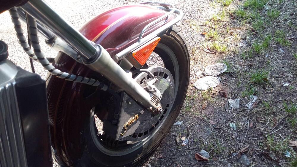 Yamaha XVZ 12 VENTURE (8)