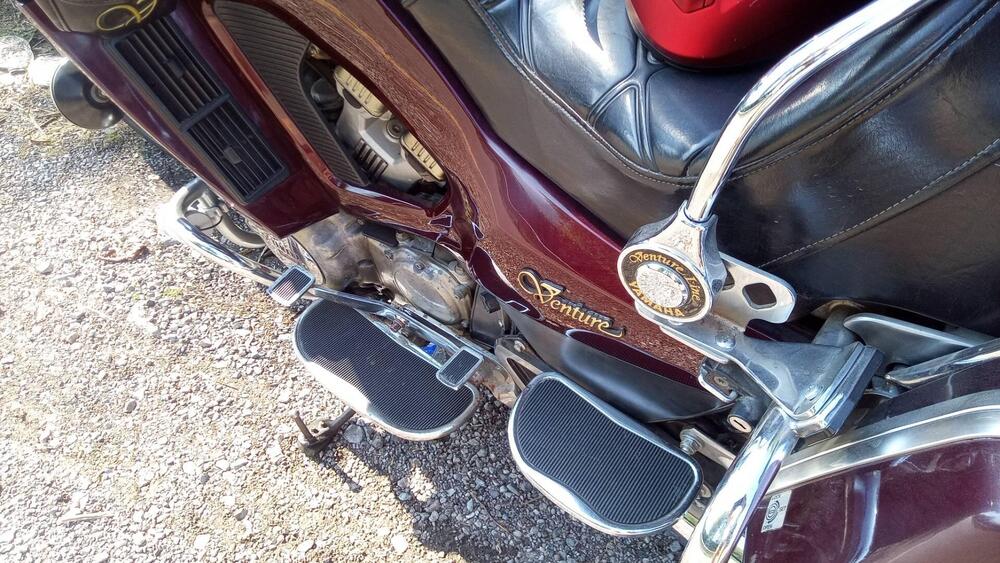 Yamaha XVZ 12 VENTURE (4)