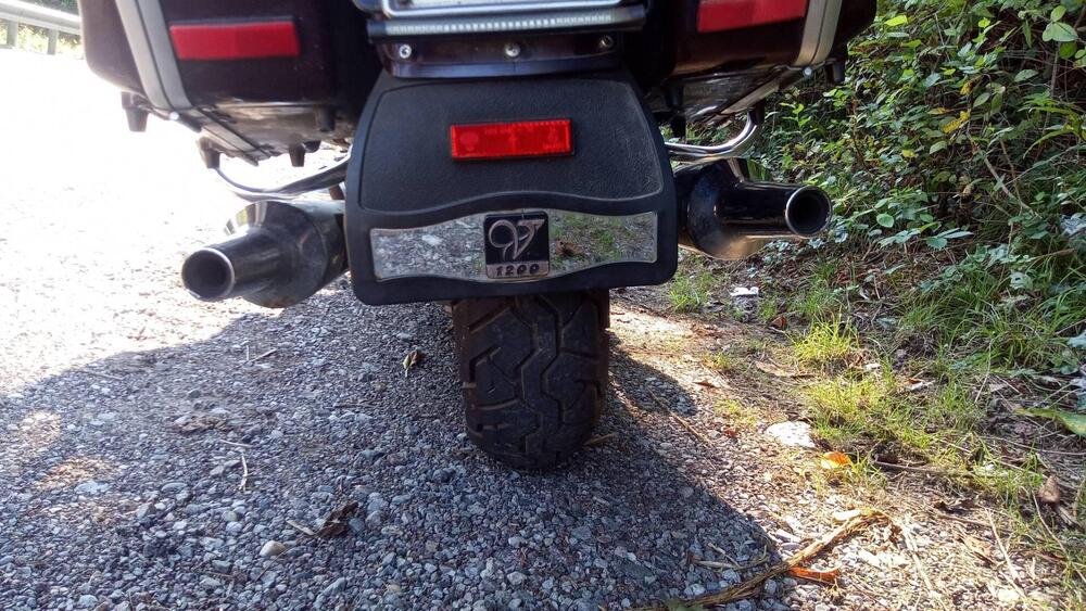 Yamaha XVZ 12 VENTURE (14)