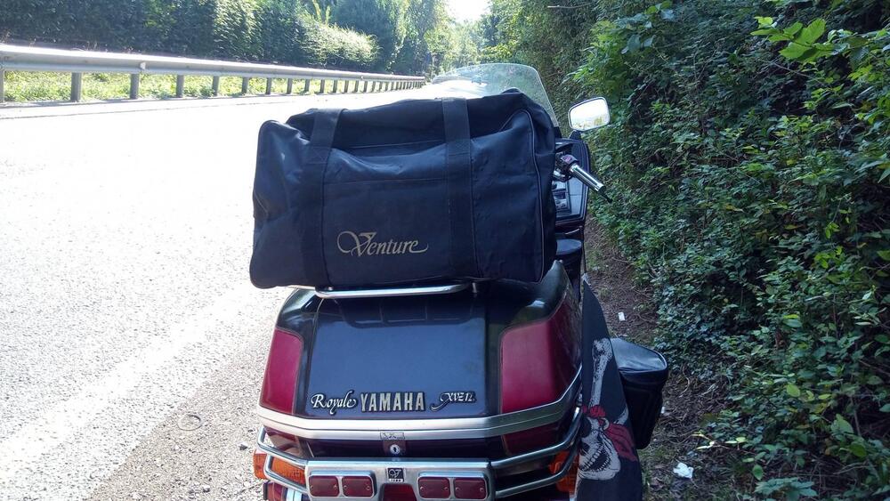 Yamaha XVZ 12 VENTURE (5)