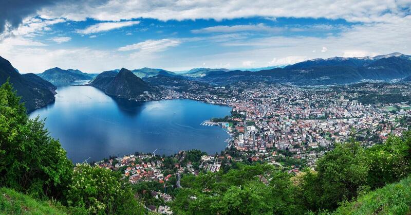 La Svizzera rallenta: limite a 20 km/h, e potrebbe arrivare il ticket d&#039;ingresso a Lugano