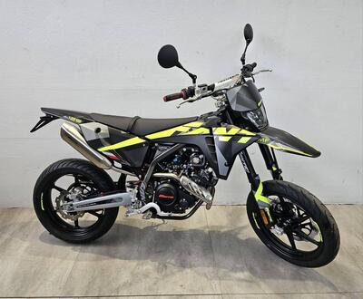 Fantic Motor XMF 125 Performance (2025) nuova