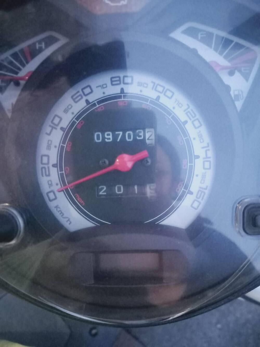 Honda SH 125 i (2009 - 12) (3)