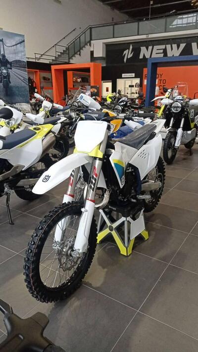 Husqvarna TC 125 (2025) nuova