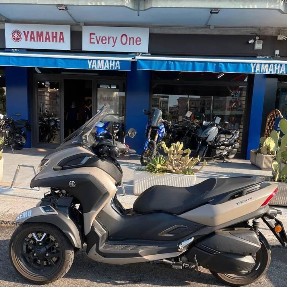 Yamaha Tricity 300 (2021 - 24) (3)