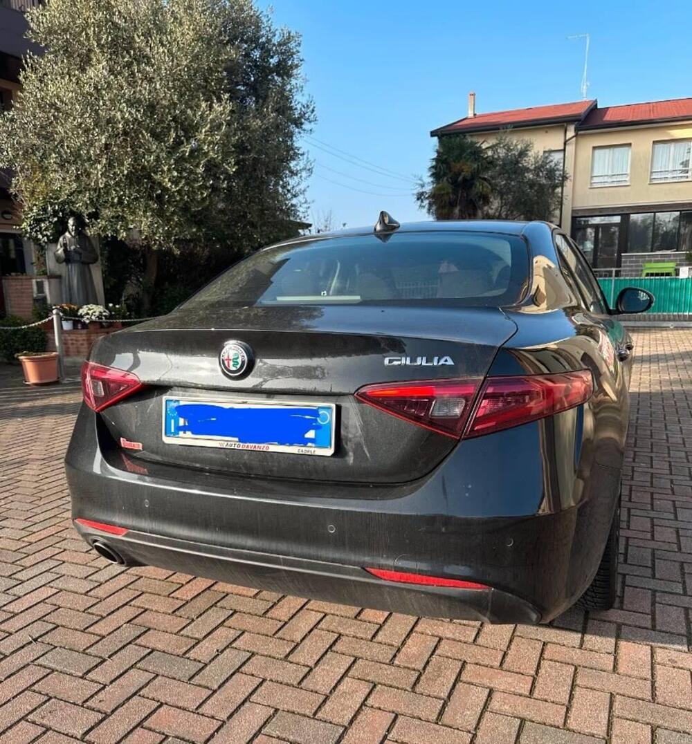 Alfa Romeo Giulia usata a Venezia (5)