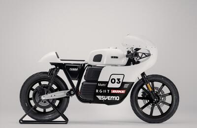 Correresti in pista con questa moto elettrica?