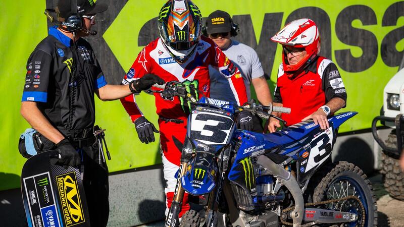 Eli Tomac OUT dal Supercross 2025. Frattura del perone sinistro per il campione del Colorado 