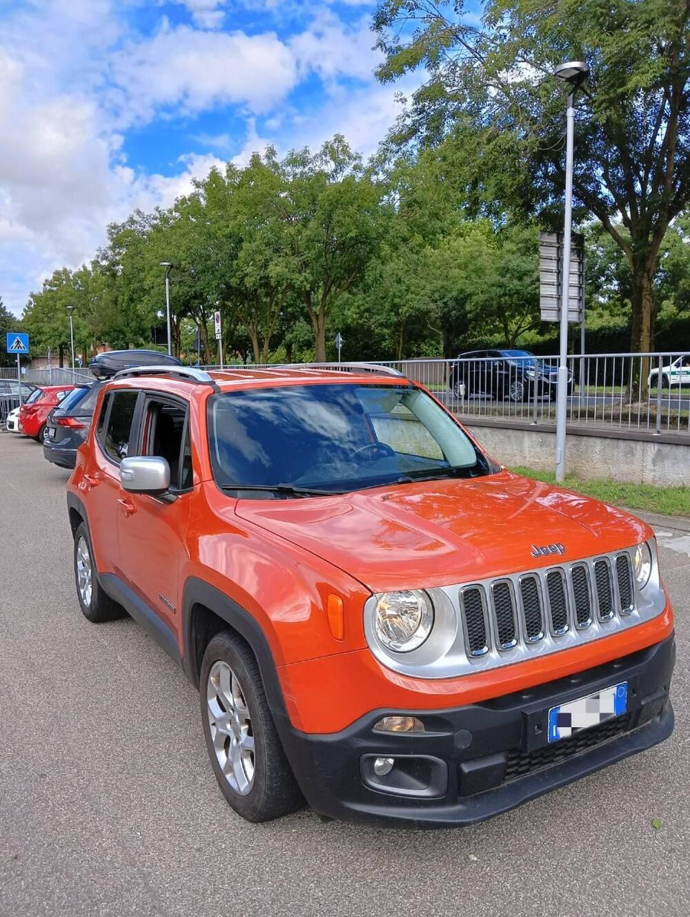 Jeep Renegade usata a Milano (2)