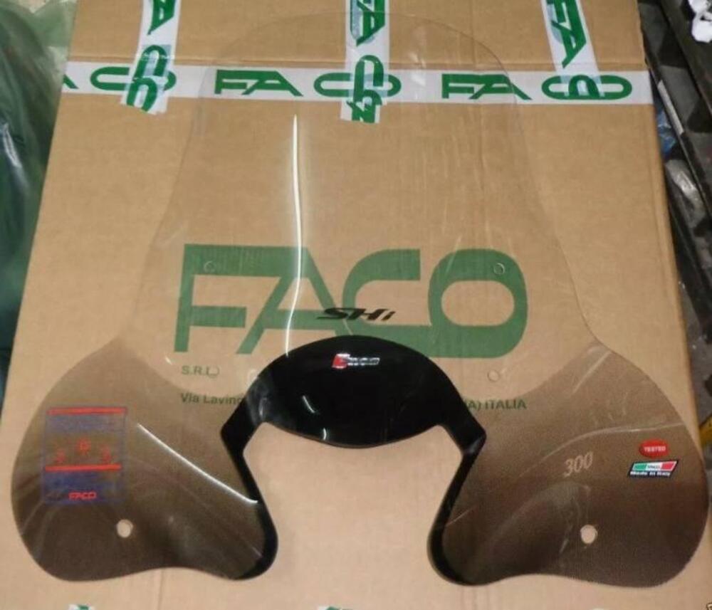 PARABREZZA FACO PER HONDA SH 300 CODICE 22636 (2)