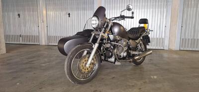 Moto Guzzi Nevada 750 Club (2002 - 06) usata