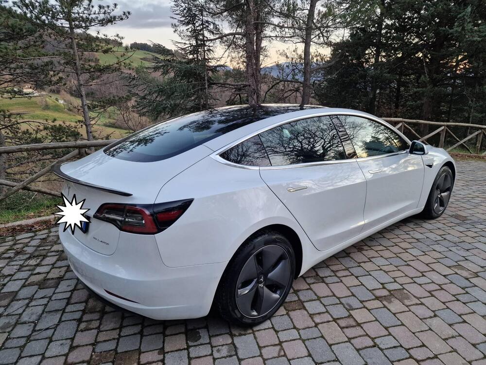 Tesla Model 3 usata a Pesaro-Urbino (6)