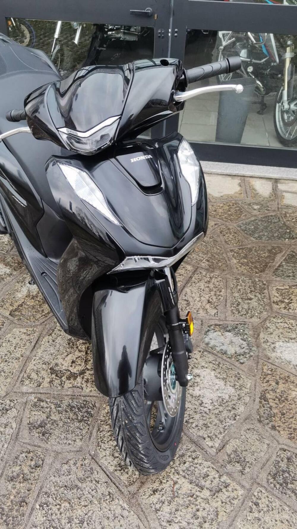 Honda SH 150i (2020 - 23) (2)