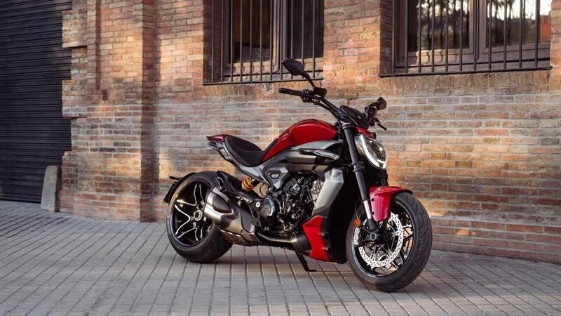 Ducati XDiavel V4: la muscle cruiser si evolve [VIDEO + GALLERY]