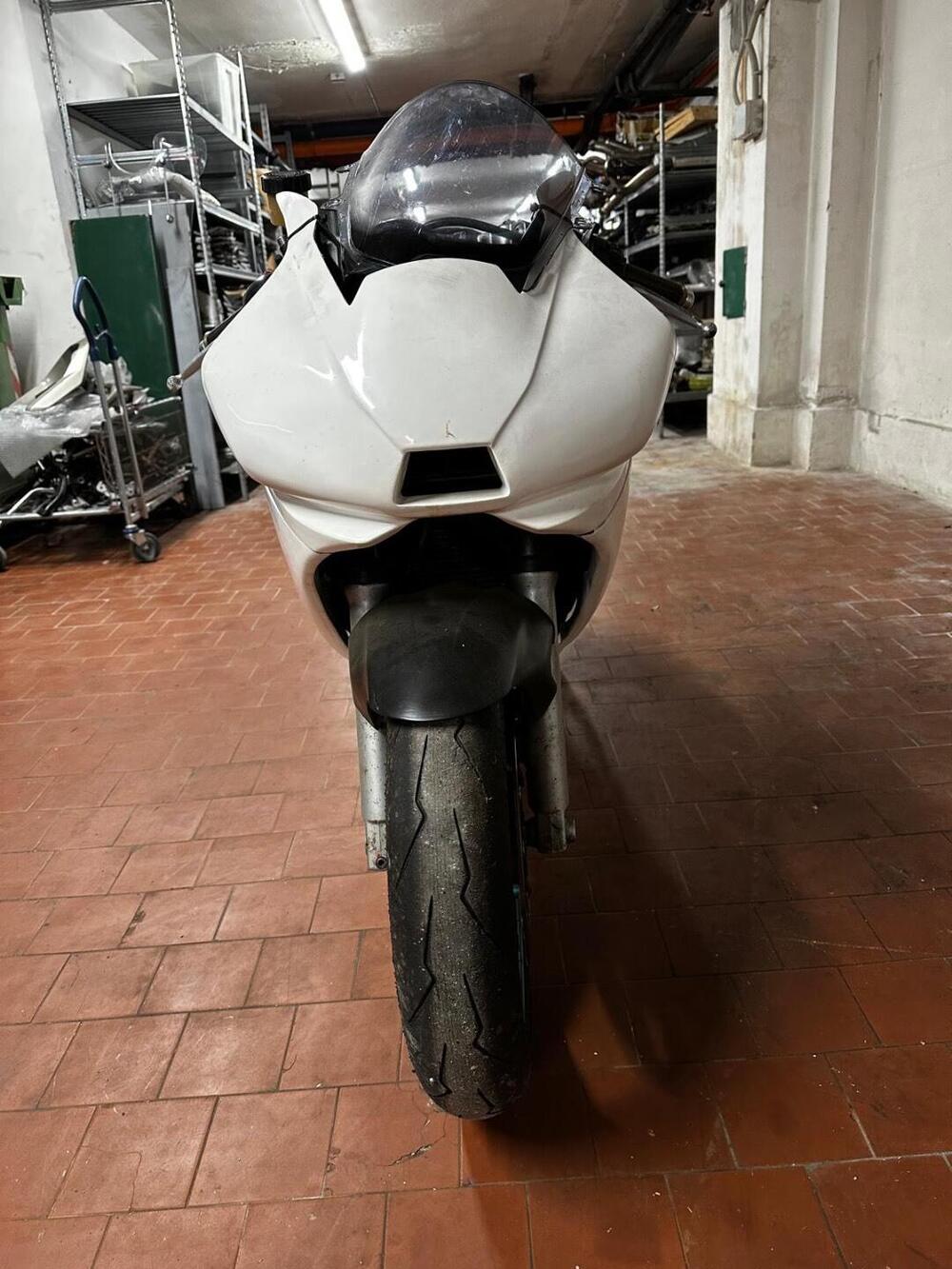 Yamaha YZF R6 (1999 - 00) (4)