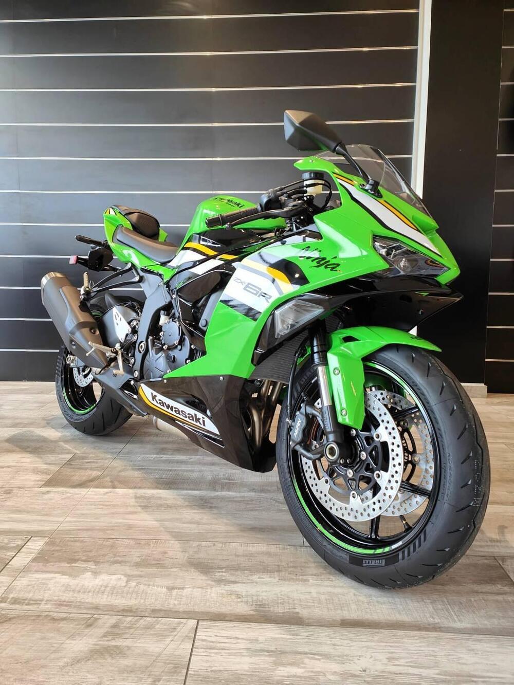 Kawasaki Ninja 636 ZX-6R (2024 - 26) (2)