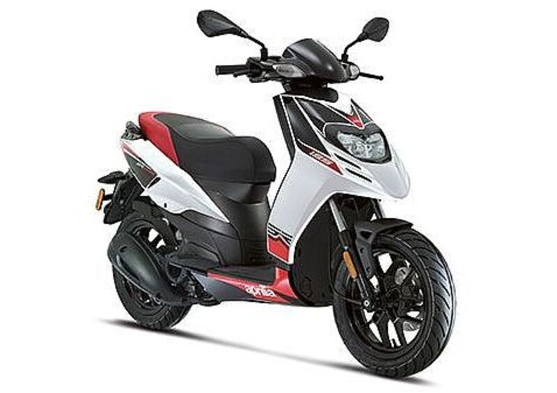 Aprilia SR 125 SR 125 Motard (2012 - 16) (4)
