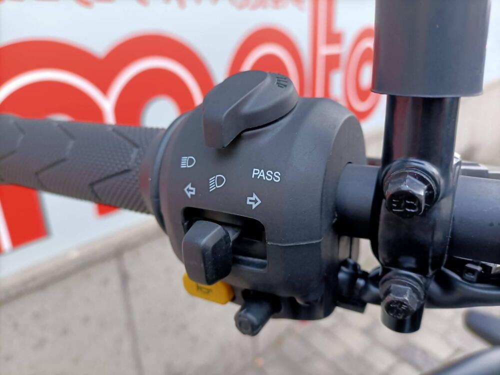 Royal Enfield Himalayan 450 (2024 - 25) (6)