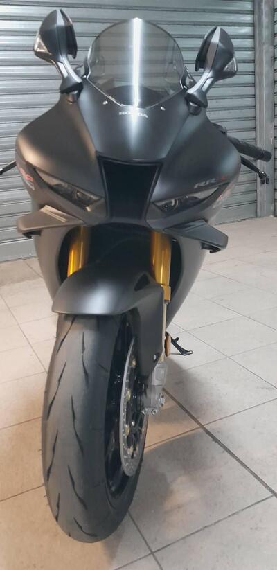 Honda CBR 1000 RR-R Fireblade SP Carbon Edition (2024 - 25) usata
