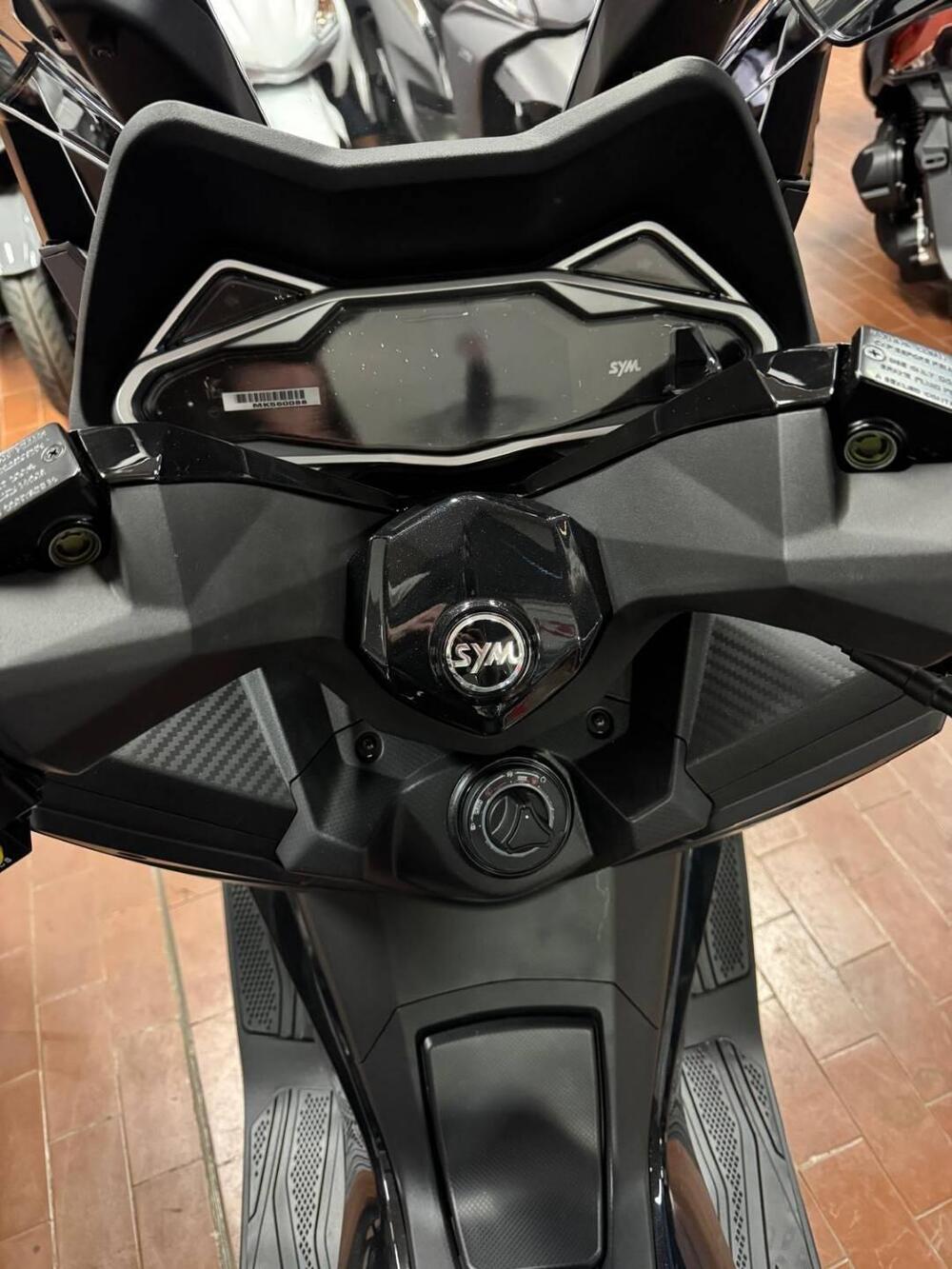 Sym Cruisym 300 E5+ (2025) (6)