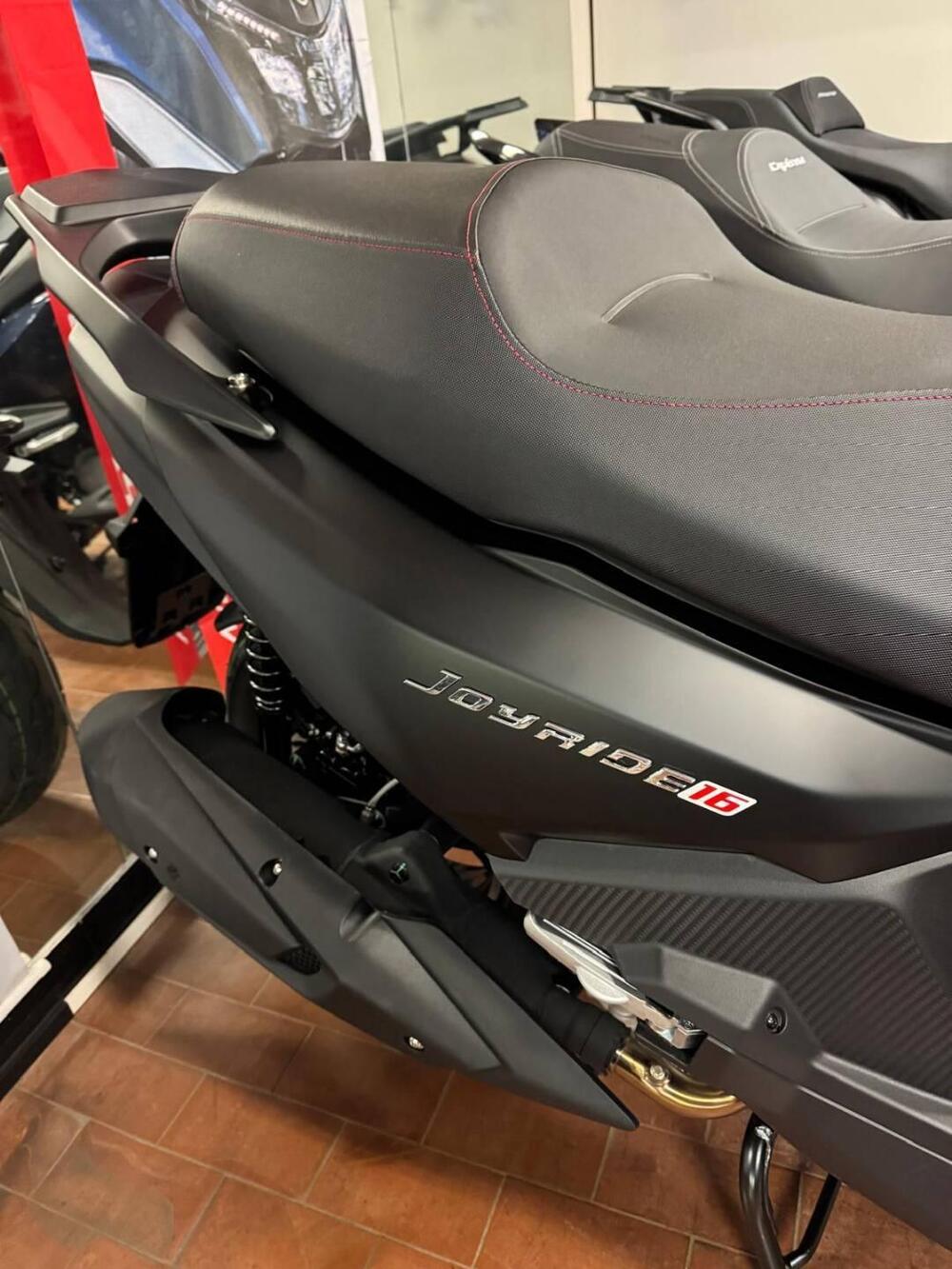 Sym Joyride 300 (2025 - 26) (2)