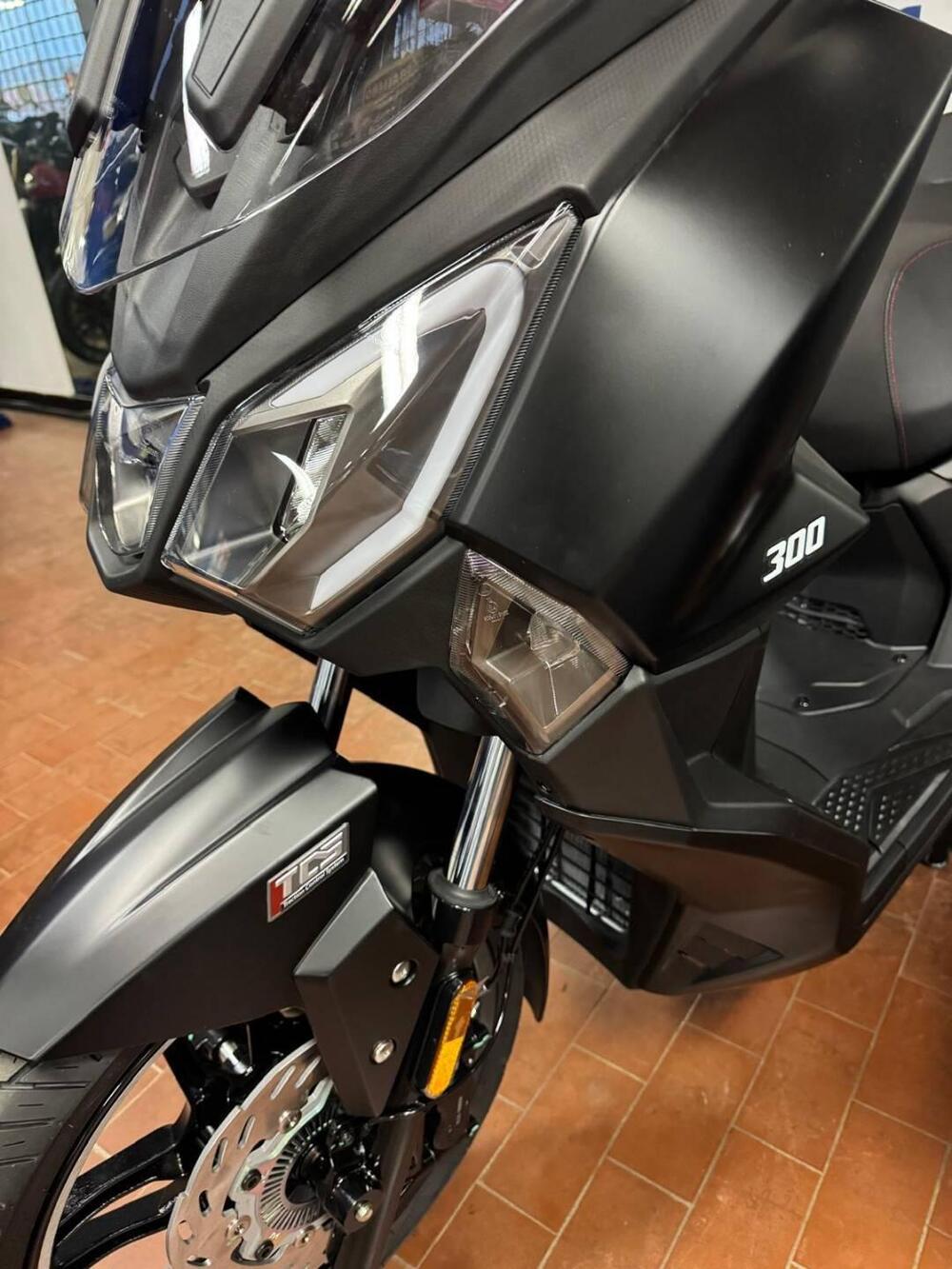 Sym Joyride 300 (2025 - 26) (4)