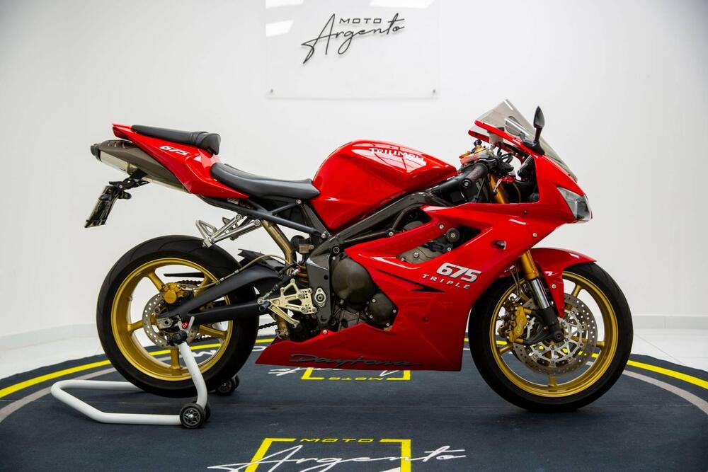 Triumph Daytona 675 (2006 - 08) (8)