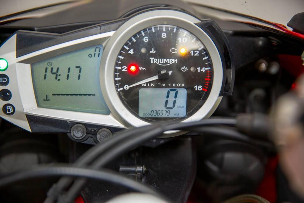 Triumph Daytona 675 (2006 - 08) (20)