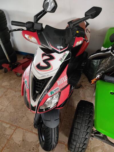 Aprilia SR 50 R (2012 - 17) usata
