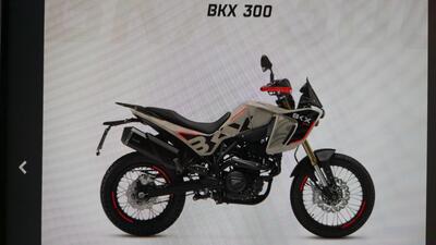 Benelli BKX 125 (2025) nuova