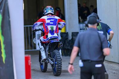 Eli Tomac "sotto i ferri". La frattura al perone sinistro verr&agrave; ridotta con un'operazione