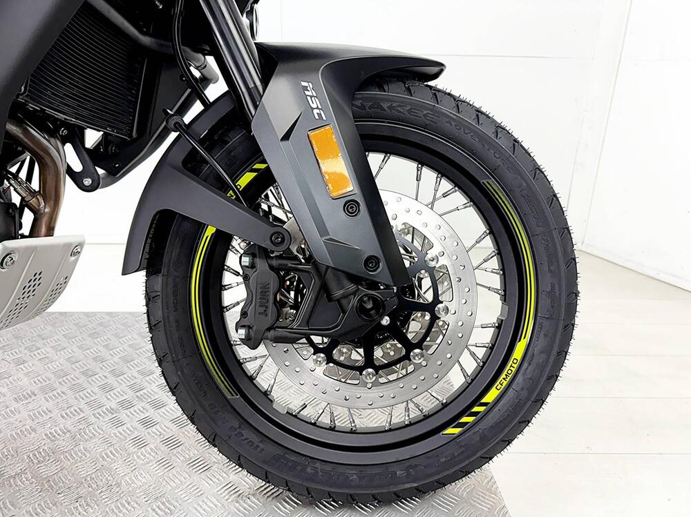 CFMOTO 800MT Explore (2023 - 26) (12)