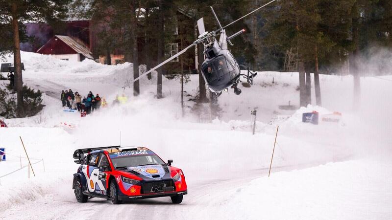 WRC25 Svezia d2. Evans, Katsuta, Tanak sul filo del rasoio [GALLERY]