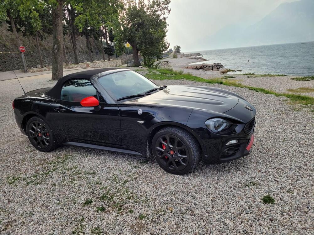 Abarth 124 Spider usata a Cremona