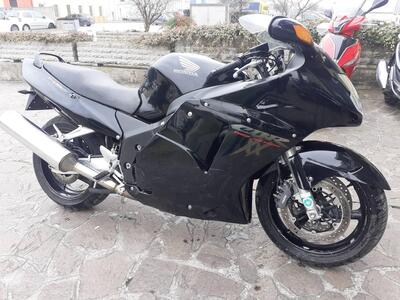 Honda CBR 1100 XX Superblackbird (1996 - 98) usata